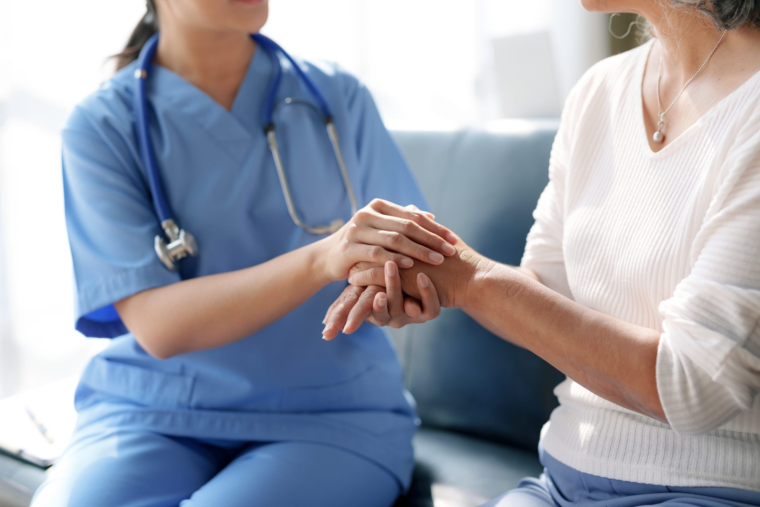 Contacto - Like Family